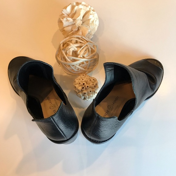 Chinese laundry “Carlita” Leather Peep-Toe Booties - Picture 5 of 8